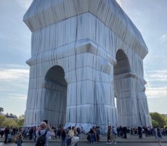 arc de triomphe wrapped