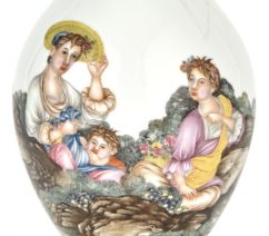 Chinese Imperial Falangcai vase with two european women and baby