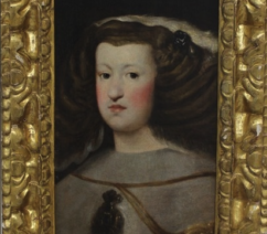 A bust-length portrait of a woman with a white mantle and a gold chain extending across her chest. She is expressionless, with very rosy cheeks and a wide, braided hairstyle decorated with pins and ribbons.