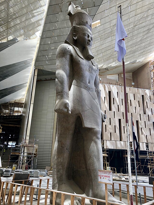 A large statue of an Egyptian pharaoh