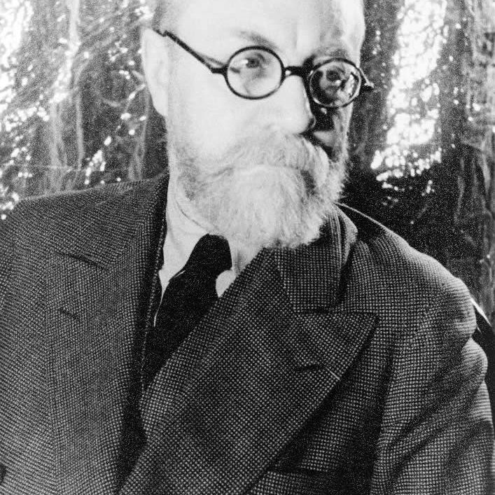 A black-and-white photograph of the artist Henri Matisse